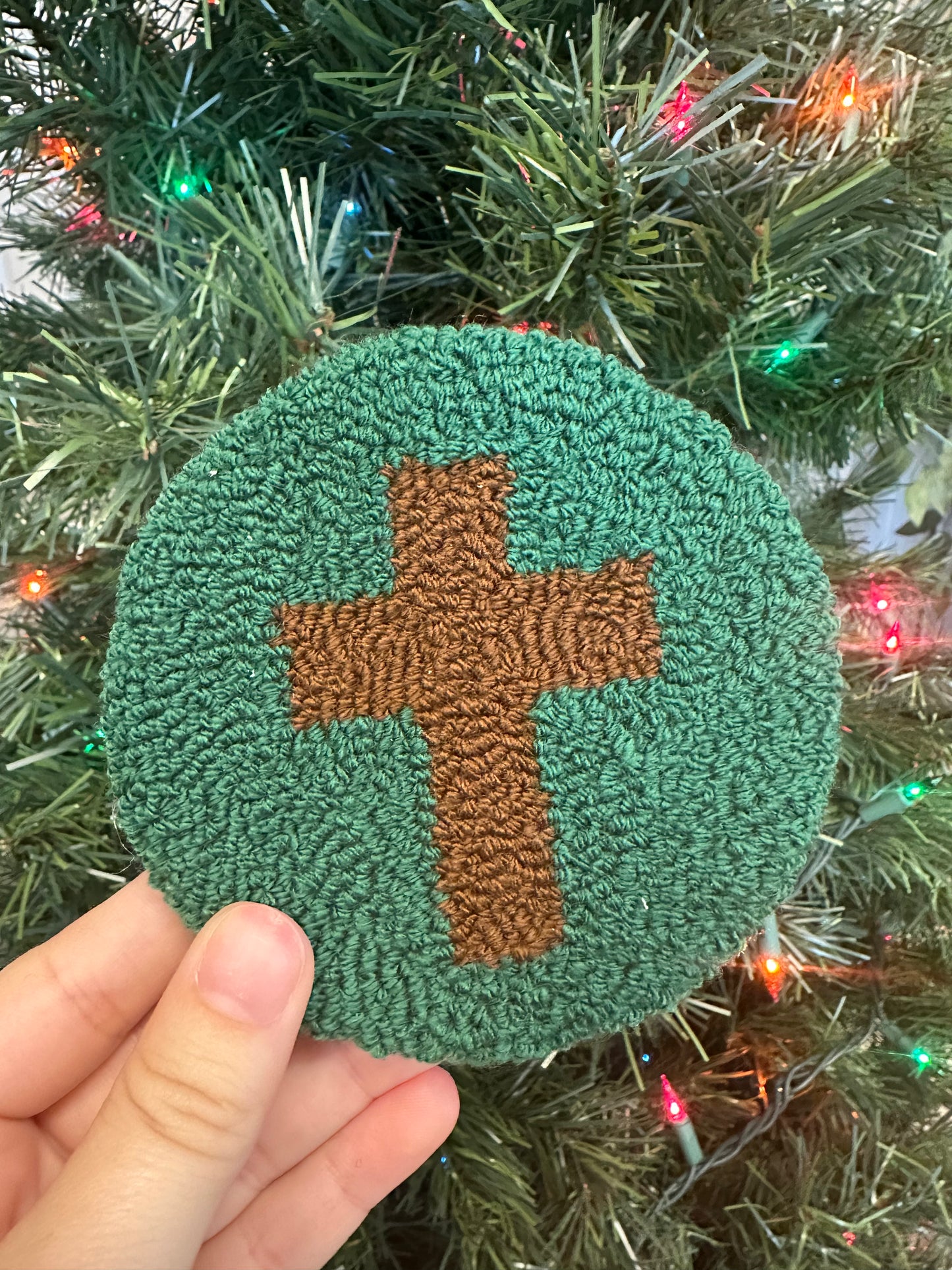 Cross Mug Rug